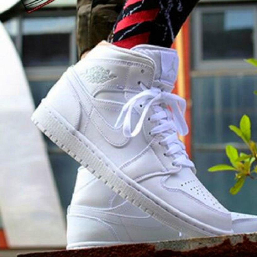 Jordan Mens Air Jordan 1 Mid Leather Synthetic Whi